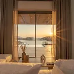 Villa Mirabilis