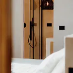 Mirabilis Villa *