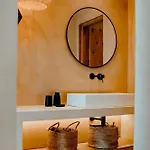 Mirabilis Villa *