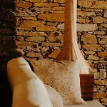 Mirabilis Villa *