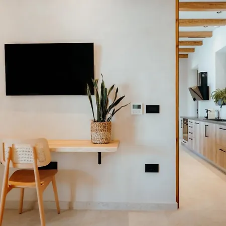 Villa Mirabilis Chora