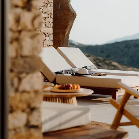 Mirabilis イオス島 チョーラ