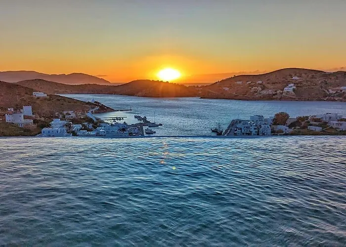 Mirabilis ヴィラ イオス島 チョーラ