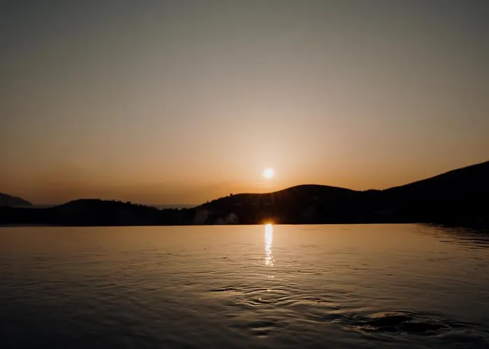 Mirabilis ヴィラ イオス島 チョーラ